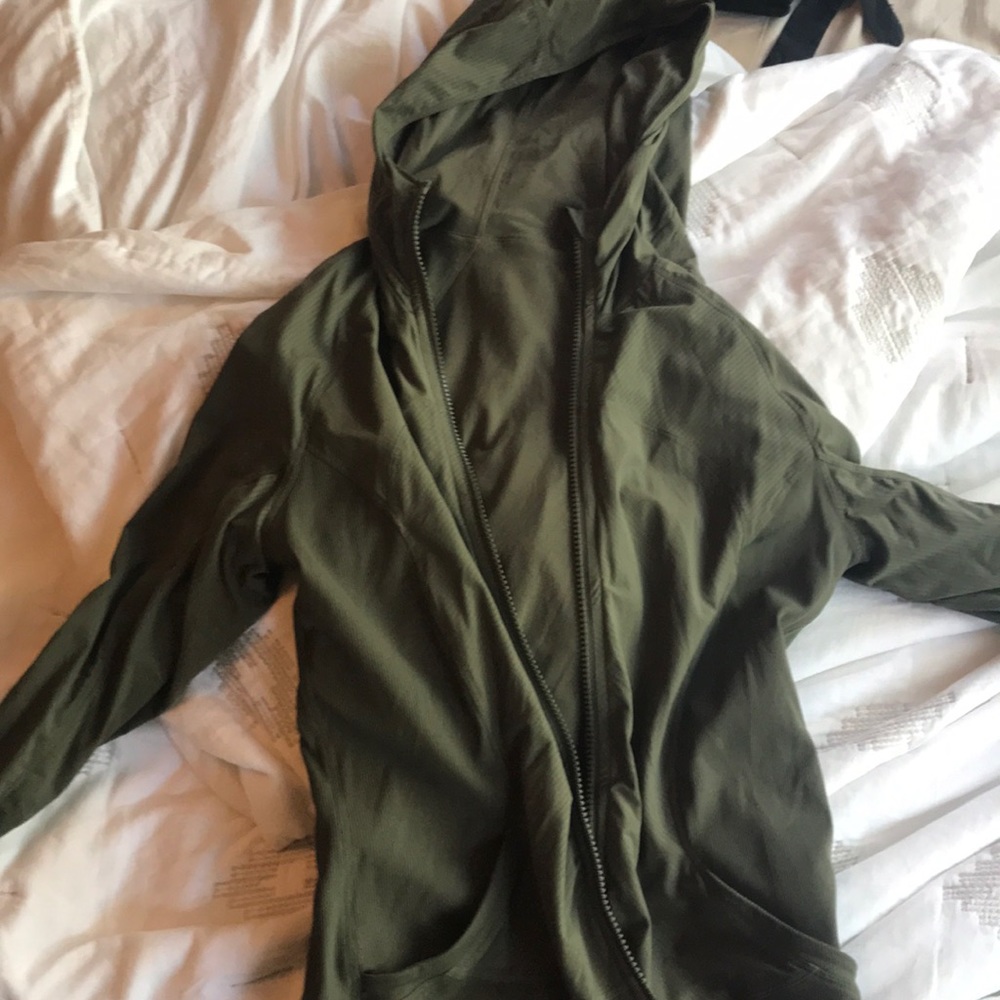 Lululemon dance zip up
